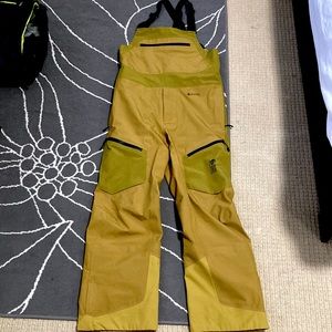 Mountain Hardwear Boundary Ridge Goretex Ski Bibs Mens Small Dark Bolt Color